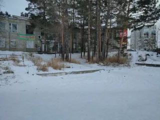 Нежилое помещение площадью 108,8 кв.м, кадастровый номер 38:28:010431:2100, расположенное по адресу: Иркутская область, г. Саянск, мкр. Юбилейный, д. 11.