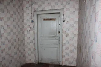 Жилое помещение 7,5 м² Москва по адресу: г. Москва, Печатников пер., д. 6, кв. 15, ком. 3, площадью 7,5 кв. м (этаж № 2), кадастровый номер: 77:01:0001091:2708 Вид жилого помещения: Жилое Общая площадь: 7.5