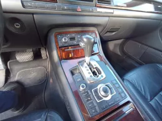 Автотранспортное средство автотранспортное средство марка (модель) AUDI A8 наименование (тип ТС) Легковые автом. седан категория ТС – В год изготовления 2003г. идентификационный номер (VIN) – WAUZZZ4E74N005189 модель, № двигателя – BFL-003597 шасси (рама) – отсутствует кузов (кабина, прицеп) №…