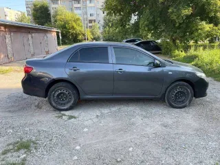 Автомобиль марки Toyota модель Corolla 2008 г.в. VIN-номер JTNBV58E70J040797