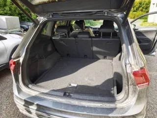 Volkswagen Tiguan 2019 года, 239,3 лс, 248 759 км, АКПП. Легковой автомобиль VOLKSWAGEN TIGUAN, марка: VOLKSWAGEN, модель: TIGUAN, год изготовления: 2019, цвет: серый, двигатель №: CUA5OB780, мощность двигателя, л. с. (кВт): 239,3 (176), кузов №: WVGZZZ5NZKM].67004, VIN: WVGZZZ5NZKM167004, ПТС…