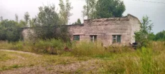 Земельный участок 12240 кв.м и нежилое здание 1556 кв.м, Псковская обл., Палкинский р-н. Земельный участок площадью 12240 кв. м, кадастровый номер 60:14:0045201:27. Категория земель – земли населенных пунктов. Вид разрешенного использования – для размещения производственной базы, помещений. Нежилое…