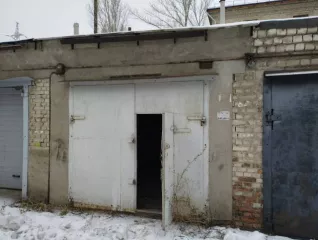 Помещение  гараж , назначение: нежилое, площадь 20,5 кв.м., по адресу: Самарская область, г. Самара, р н Октябрьский, пр кт Масленникова/Московское шоссе, кв л 363, гараж № 30, кадастровый номер 63:01:0615004:1638