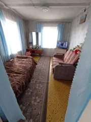 Квартира 40 м², 3 комнаты и земельный участок 920 м² в Новосибирской области. Жилое помещение (квартира), площадью 40 кв.м., с кадастровым номером 54:03:032301:405, расположенная по адресу: 633335, Новосибирская область, Болотнинский район, д. Байкал, ул. Светлая, д. 9, кв. 2; земельный участок…