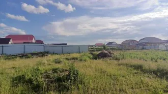 Земельный участок в Башкортостане, 1517 кв.м, расположенный по адресу: Респ. Башкортостан, Бакалинский р-н, с. Бакалы, ул. Аглетдинова, уч. 153. Кадастровый номер: 02:07:010210:400