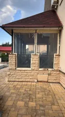 Земельный участок 1192 кв.м, дом 185,3 кв.м, хозблок 144,7 кв.м, Московская область. Земельный участок, земли сельхозназначения, под индивидуальное садоводство, площадь 1192 +/-12 кв. м, КН: 50:11:0050109:129, местоположение установлено относительно ориентира в границах участка: Московская обл…