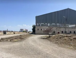 Производственно-складской комплекс 27 274,8 кв.м, Дагестан Производственно-складской комплекс в п. Тюбе, Р. Дагестан включает: 1. Здание-открытый склад, площадью 12 060 кв.м, КН 05:50:000007:2132; 2. Здание-закрытый склад, площадью 10228,7 кв.м, КН 05:50:000007:2149; 3…