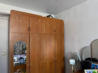 1/3 доли квартиры (48,9 кв.м) и земельного участка (502 кв.м), Челябинская область. 1/3 доля квартиры и 1/3 доля земельного участка в Челябинской обл., еще 1/3 доля квартиры и 1/3 доля земельного участка в Челябинской обл., еще 1/3 доля в праве на жилое помещение, площадь: 48,9 кв.м., кадастровый…