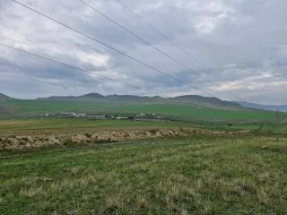 Земельный участок 101378 кв.м Республика Бурятия площадью 101378 кв.м категория земель – земли сельскохозяйственного назначения кадастровый номер земельного участка – 03:08:370101:6659 местоположение: Российская Федерация, Республика Бурятия, муниципальный район Иволгинский, сельское поселение…