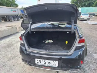 Hyundai Sonata, VIN KMHE341FBJA404906, 2017 года выпуска. Находится в технически неисправном, разукомплектованном состоянии. Двигатель автомобиля не запускается. Возможно наличие скрытых повреждений.