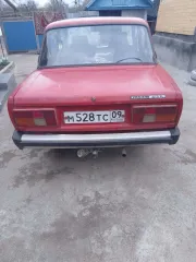 Автомобиль ВАЗ 2105, 1982 г.в., VIN:XTA210500C0151928, цвет: рубин. Техническое состояние: автомобиль на ходу, разрушенное и ржавое дно.