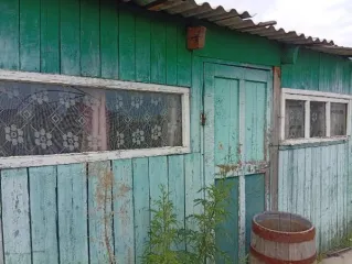 Двухквартирный дом. Общая площадь: 109.3. Расположение: 1 этаж. Год ввода в эксплуатацию: 1963. Кадастровый номер: 75:12:160101:416. Ограничения и обременения: не зарегистрировано.