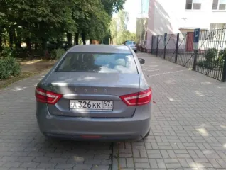 LADA Vesta 2018 года, цвет кузова серый. VIN: XTAGFL110JY200211. Мощность двигателя 106.1 л.с. (78 кВт).