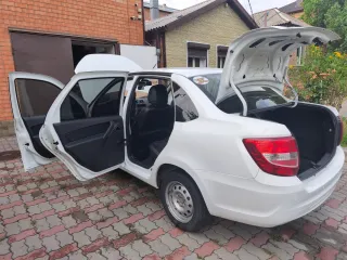 Lada Granta 2020 г.в., VIN XTA219010L0693981. Ознакомиться с выставляемым на торги имуществом и правоустанавливающими документами возможно в рабочие дни по согласованию времени и места по телефону организатора торгов или по электронной почте. Звонки принимаются в рабочее время. e-mail…
