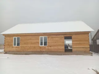 Земельный участок 1193 кв.м и дом 98.4 кв.м по адресу: Российская Федерация, Республика Тыва, Улуг Хемский район, с. Ийи Тал, ул. Малчын, 24/2. Кадастровые номера: земельный участок - 17:13:0301009:384, жилой дом - 17:13:0301009:394.