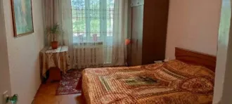 Двухкомнатная квартира, назначение – жилое, общей площадью 51,7 м2, расположенная по адресу: Московская область, Дмитровский район, г/п Деденево, рабочий поселок Деденево, улица Заречная, дом 9, квартира 24, кадастровый номер: 50:04:0000000:88081. Находится в залоге в Sberbank.