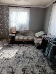 1/3 Доля жилого дома и 1/3 доля земельного участка, 75,4 кв.м, 4300 кв.м, Ростовская обл. Здание жилое, КН: 61:34:0090101:3929, общ пл - 75,4 кв.м., вид права: общая долевая собственность, доля в праве 1/3, и земельный участок, КН: 61:34:0090101:875, общ пл – 4300 +/- 38 кв.м., вид права: общая…
