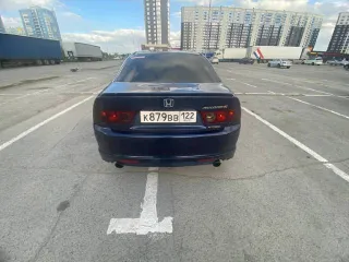 Honda Accord, 2007 года, 190 лс, 323 633 км, АКПП еще транспортное средство: Honda Accord, Идентификационный номер  VIN номер : JHMCL96408C204685, Год изготовления: 2007 гос.номер К879ВВ122