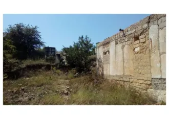 Незавершенное строительство 107,8 кв.м и участок 1200 кв.м, Республика Крым. Объект незавершенного строительства площадью 107,8 кв.м, площадь застройки 85,3 кв.м, кадастровый номер 90:01:040601:2321, и земельный участок площадью 1 200 кв.м, категория земель: земли сельскохозяйственного назначения…