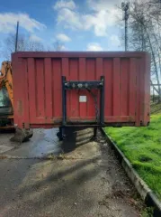 Экскаватор Hitachi ZX 330LC, VIN: HCM1V700L00050875, гос. рег. номер: 77 НМ 5752, 2006 г. в. Покупатель приобретает имущество без залога.