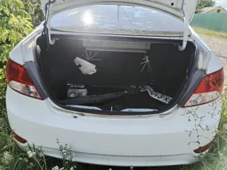 Hyundai Solaris, 2013 года, 123 лс, 290000 км. Легковой автомобиль: Hyundai Solaris, VIN: Z94CT41DADR215967, год изготовления: 2013 г.в., цвет: белый, г/н У443ХК72