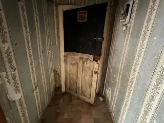 Квартира 44,8 м², Артемовский, Свердловская область, доля ¼. 623784, Россия, Свердловская область, г. Артемовский, ул. Дзержинского, д. 12, кв. 4, площадь 44,8 кв.м., кадастровый номер объекта 66:02:1703017:1067, доля в праве: ¼.
