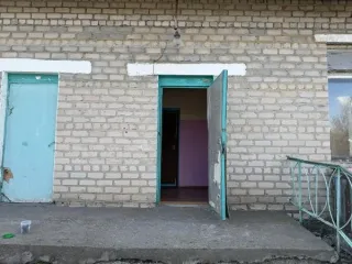 Комплекс недвижимости с системой наружного освещения, 860,8 кв.м, 104,4 кв.м, участок 4388,0 кв.м Комплекс недвижимого имущества с системой наружного освещения: 1.Нежилые помещения, площадью 860,8 кв.м., кадастровый номер 66:01:5701001:1402 2. Нежилые помещения площадью 104,4 кв.м., кадастровый…