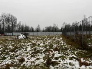 Земельный участок площадью 1194 кв.м для ведения личного подсобного хозяйства (приусадебный земельный участок). Расположен в деревне Бревново Сергиево-Посадского городского округа Московской области. Кадастровый квартал: 50:05:0140236. Категория земель: земли населенных пунктов. Вид разрешенного…