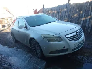 OPEL Insignia 2010 года, 160 лс, 142638 км, АКПП, легковой автомобиль марки: OPEL, модель: INSIGNIA, год выпуска: 2010 г., № кузова: W0LGT8EM8A1103287, идентификационный номер (VIN): W0LGT8EM8A1103287