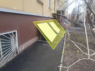 Продажа имущества, находящегося в собственности города Москвы, нежилое помещение по адресу: г. Москва, ул. Хамовнический Вал, д. 28, площадью 93,4 кв. м (Цокольный этаж № 0), кадастровый номер: 77:01:0005007:1194 Продажа имущества, находящегося в собственности города Москвы, нежилое помещение по…