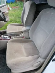 Toyota Corolla 2000 года выпуска, цвет белый. Государственный номер Р102АТ04. Двигатель № 1ZZ0622290. Кузов № ZZE122-0001608. Отсутствует бампер. VIN и номер шасси отсутствуют.