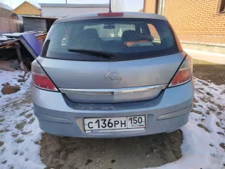 Автомобиль легковой Opel Astra, 2007 г.в., серый, VIN: W0L0AHL4882015896, ГРЗ C136PH150.