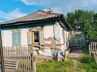 Жилое здание 49,9 кв.м и земельный участок 600 кв.м Новосибирская область Жилое здание, доля в праве: ½, кадастровый номер 54:03:011227:17, местоположение: Новосибирская область, р-н. Болотнинский, г. Болотное, ул. Островского, д. 59, площадь: 49,9 кв.м.; Земельный участок, кадастровый номер…