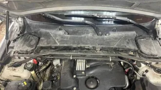 BMW 3 Series 2005 года, 150 лс, пробег 317195 км, АКПП. Автомобиль легковой BMW 320I, 2005 г.в., двигатель N46B20BA-A233H366, VIN: WBAVA71020KP93250, шасси (рама) отсутствует.