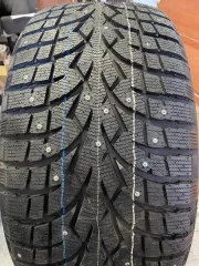 Toyo Observe G-3 Ice 295/40 R21, 2017 год автомобильная зимняя шина Toyo Observe G-3 Ice 295/40 R21 количество 4 шт. Дата выпуска 12 неделя 2017 года, шины новые, не устанавливались, не эксплуатировались