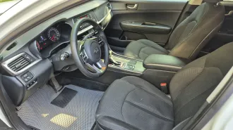 KIA JF (Optima) 2019, легковой автомобиль, VIN XWEGT411BL0014449, цвет: белый, желтый, серый. Ознакомление с характеристиками имущества на сайте электронной площадки «ТоргГрупп»: https://bankrot.torggroup.org. Осмотр по адресу: 109444, г. Москва, ул. Ферганская, д. 8, предварительно согласовав дату…
