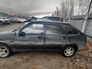 ВАЗ 21140, 2006 года, графитовый металлик, госномер Е564СМ186, VIN XTA21140064231203. Комби (хэтчбек). Требуется капитальный ремонт двигателя, сильный расход масла, со стороны водителя не работает ручка, бампер под замену, дно и пороги гнилые. ПТС 60 УК 836874, СТС 99 44 915441.