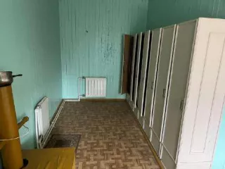Объект незавершенного строительства пл. 2 060,30 кв.м., кадастровый номер 40:26:000001:1204; 
Здание пл. 90,00 кадастровый номер 40:26:000001:1353; 
Право долгосрочной аренды на земельный участок пл. 959,00 кв.м., кадастровый номер 40:26:000001:99; 
Ограждение; 
Циклон ЦН 15*700*4УП, Зав. №3905…