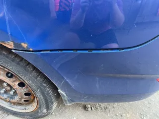 Hyundai Solaris 2013, легковой автомобиль, марка: ХЕНДЭ, модель: СОЛЯРИС, год изготовления: 2013 г.в., VIN: Z94CT41CADR262325, пробег 600 000 км. В исправном техническом состоянии, ржавчина и повреждения ЛКП по всему периметру кузова. Повреждения переднего бампера.