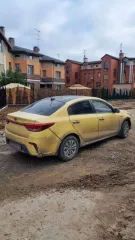 KIA RIO, 2018, VIN: Z94C241BBJR065138, мощность 123 л.с. (90.2 кВт), желтый, госномер В409СО750, в залоге у ООО ПКО "ЭОС".