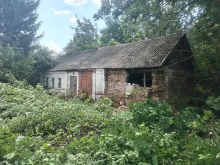 Доля жилого дома 23.9 кв.м и земельного участка 3500 кв.м Липецкая область 1/5 доля в жилом доме, площадь 23.9 кв.м., назначение: Жилой дом, количество этажей: 1, адрес (местонахождение): Россия, Российская Федерация, Липецкая область, Данковский муниципальный район, сельское поселение Баловневский…