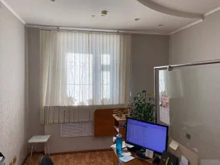 Помещение в Бурятии, 27,7 кв.м. нежилое помещение кад.№ 03:23:010561:631,общей площадью 27,7кв.м, адрес респ.Бурятия, г.Северобайкальск, пр.Ленинградский, 19, 1 этаж: 15,16