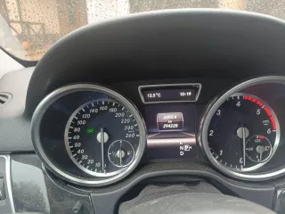 Автомобиль Mercedes-Benz ML 350 CDI 4MATIC, 2012 г.в. Автомобиль марки Mercedes, модель Benz ML 350 CDI 4MATIC, 2012 г.в., VIN-номер WDC1660231A177080 – является предметом залога ПАО «Совкомбанк» Просмотр авто по адресу: Ленинградская обл., Всеволожский р-н, д. Хязельки, ул. Зеленая, д. 37А (по…