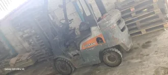 Nissan P1F1A15U, 2008 год выпуска. Заводской номер машины (рамы) P1F1-000329, двигатель K21-047519X, цвет серебристый, вид движителя колесный, мощность двигателя 33,8 (46) кВт (л.с.), ПСМ ТС 036407 от 28.02.2008, СОРГ СА 208217, государственный регистрационный знак 25 ВТ 1876. Дополнительная…