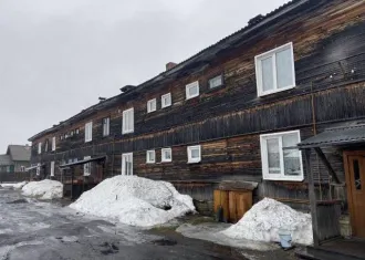 Квартира, назначение: жилое, этаж 1, общая площадь 57 кв. м, адрес: Костромская обл., Нейский р-н, г. Нея, Школьный пер., д.22, кв.2. Кадастровый номер 44:12:120322:126. Общая долевая собственность, доля в праве 1/4.