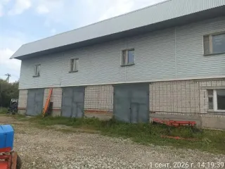 Гаражи, склад, земельный участок 10251 кв.м, Вологодская область ОБЪЕКТЫ ПО АДРЕСУ:Г. ВОЛОГДА, УЛ. ЭЛЕВАТОРНАЯ, Д. 37А С ЗЕМЕЛЬНЫМ УЧАСТКОМ 1. Нежилое одноэтажное кирпичное здание гаража № 1 с кадастровым номером 35:24:0203003:510 площадью 1262,7 кв.м с местоположением: Вологодская область, г…