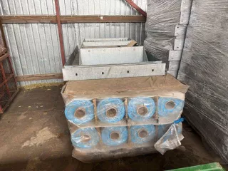Чаша бассейна ADINPOOL  Skypool , в составе:   Panel recto H 1.5m L 1000 – 40 шт.,   Panel recto H 1.5m L 1000 proyector  с отверстием под светильник  – 6 шт.,   Панель с лестницей Н 1,5 м  L 1000 – 1 шт.,   Panel recto H 1.5m L 500 – 2 шт.,   Пленка арм. ПВХ для плав. бассейнов акрил. Лак Adriatic…
