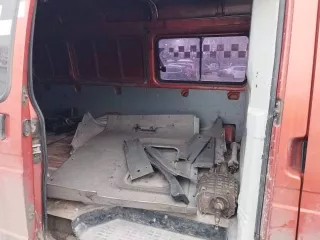 Грузовой фургон марки ГАЗ 2705. Идентификационный номер (VIN): X96270500BO683889. Год выпуска ТС: 2011, мощность 106,8 л.с, цвет: оранжевый. Цена 435 000,00 руб.