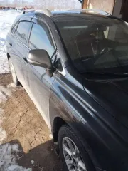 Lexus RX 350, 2010 года, 277 лс, 226338 км, полный привод, АКПП. Транспортное средство: Lexus, RX350. Год выпуска: 2010. Идентификационный номер (VIN): JTJBK11A002429592. Номер шасси (рамы): 2010. Номер кузова (кабины): JTJBK11A002429592. Цвет кузова (кабины): темно-серый. Номер двигателя: 2GR…