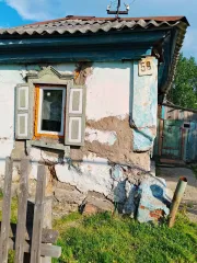 Жилое здание 49,9 кв.м и земельный участок 600 кв.м Новосибирская область Жилое здание, доля в праве: ½, кадастровый номер 54:03:011227:17, местоположение: Новосибирская область, р-н. Болотнинский, г. Болотное, ул. Островского, д. 59, площадь: 49,9 кв.м.; Земельный участок, кадастровый номер…